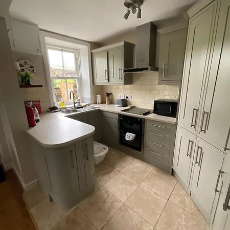 Holiday home Dale Grange *